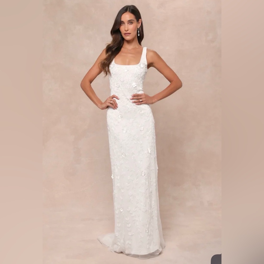 Extraordinary Glamour White 3D Floral Beaded Backless Maxi Dress